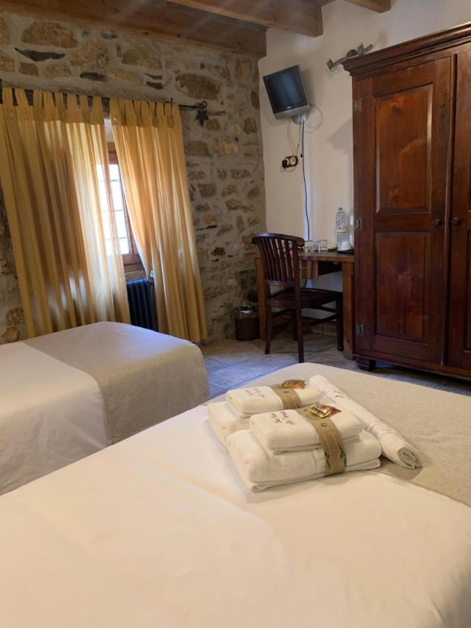 Habitaciones Rurales La Vertedera I Villar de Ciervo Bagian luar foto